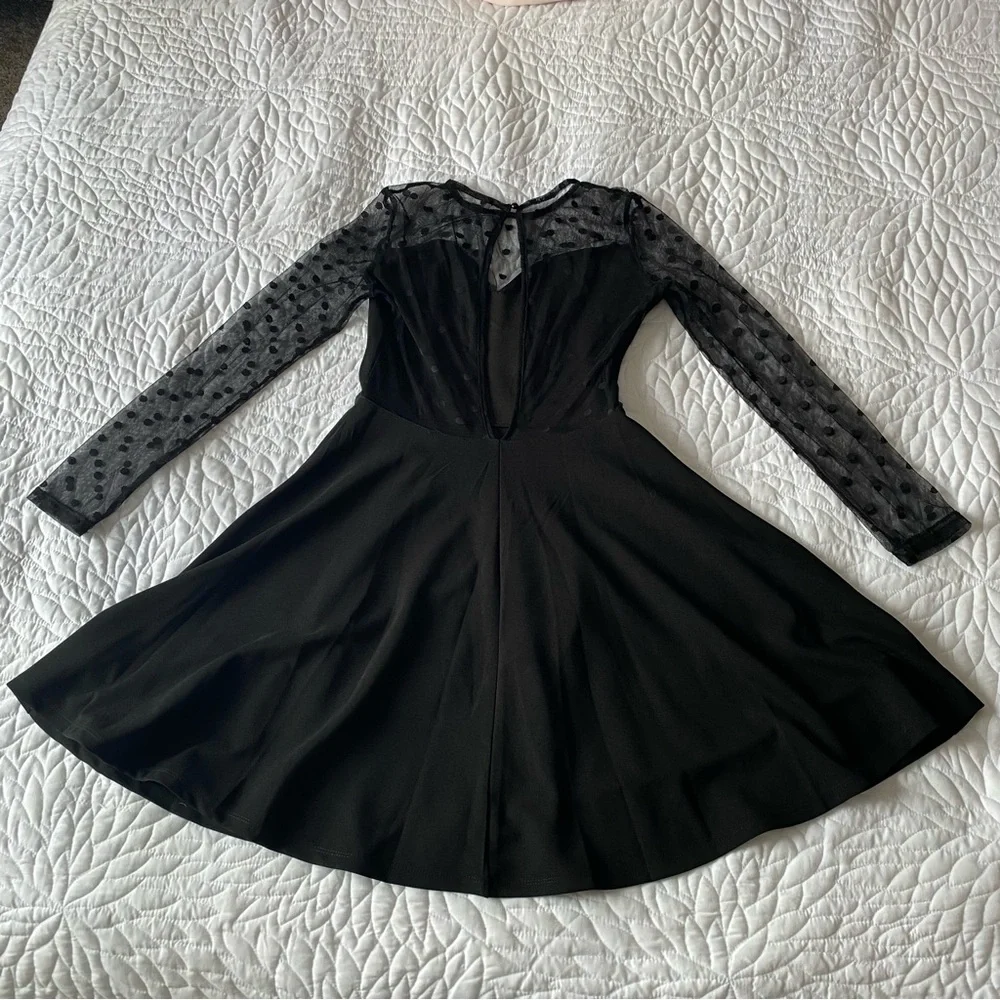 Black Dress w Sheer Polka Dot - Picture 3 of 7